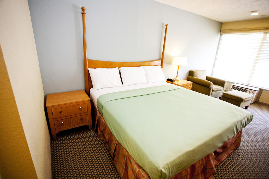 Star City Inn And Suites Grove City Phòng bức ảnh